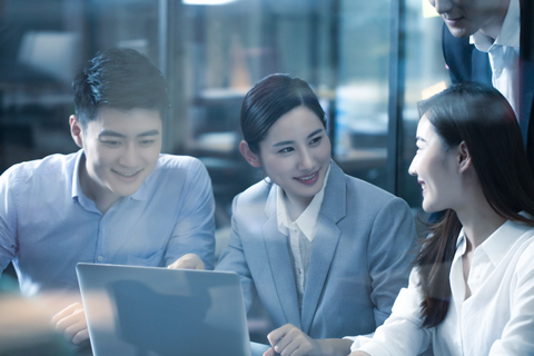 亚洲人精品午夜射精日韩